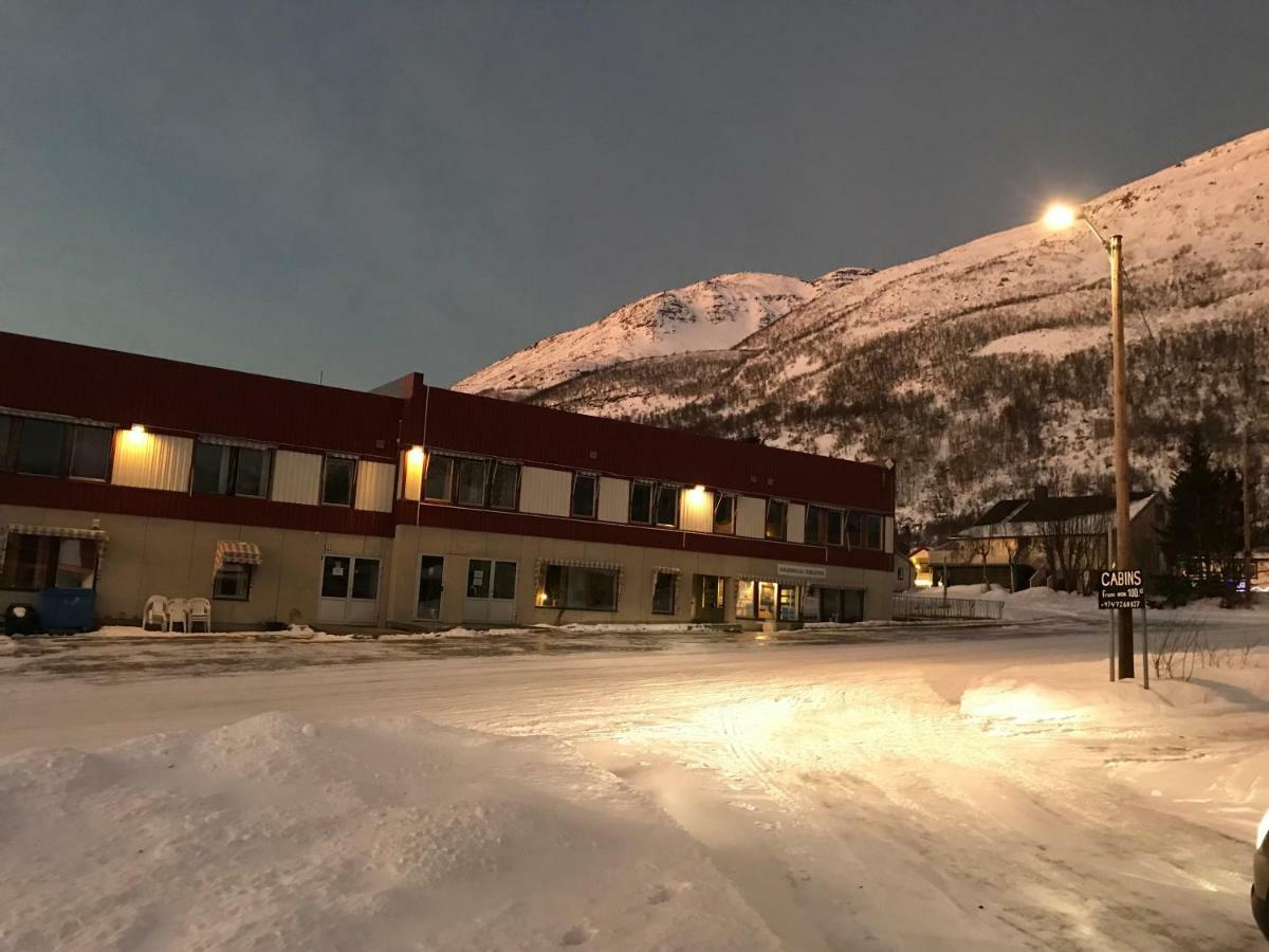 Lyngenfjord,Odins Hus Apartamento Olderdalen Exterior foto